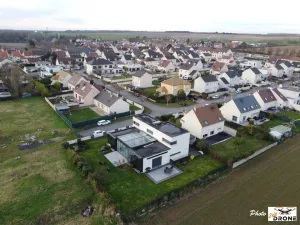 2nisdrone prise de vue aérienne village et quartier-3, Droniste qualifié et certifié en Ile de France