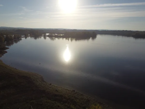 2nisdrone prises de vues aériennes soleil lac-1, Pilote de drone qualifié et certifié basé en Ile de France