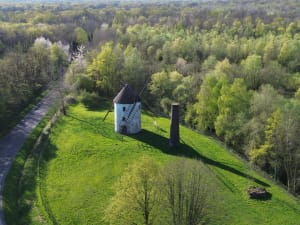 2nisdrone.fr - Denis Droniste qualifié et certifié en Ile de France - vue aérienne Moulin ancien, télépilote de drone opérateur qualifié et certifié