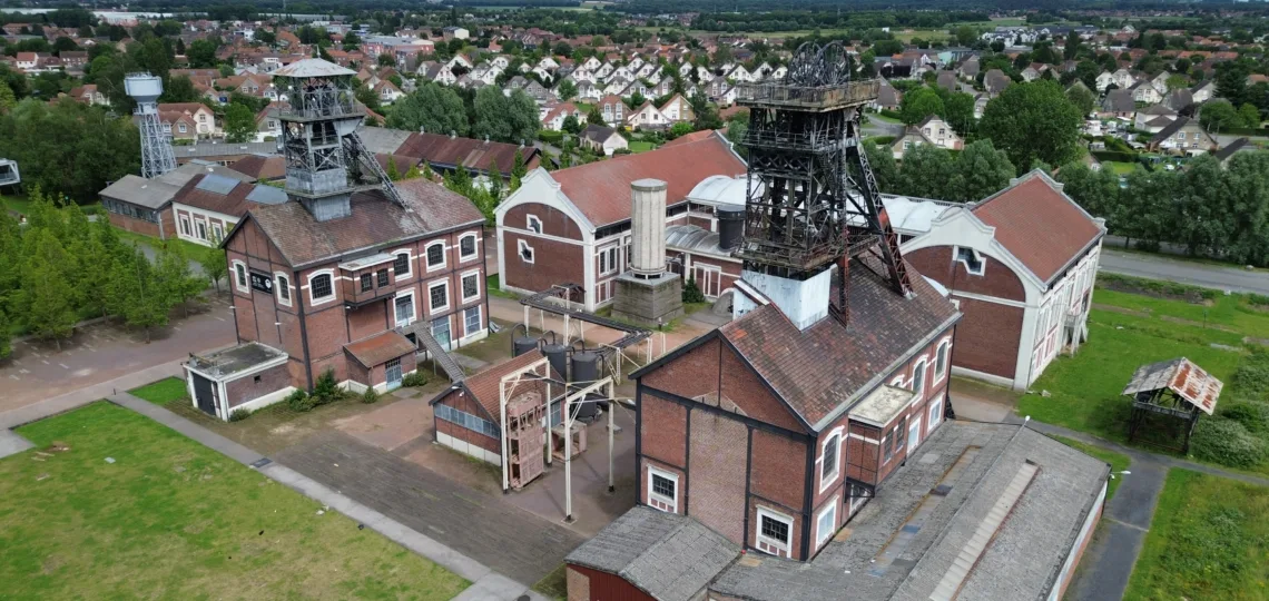 2nisdrone.fr Mine de charbon